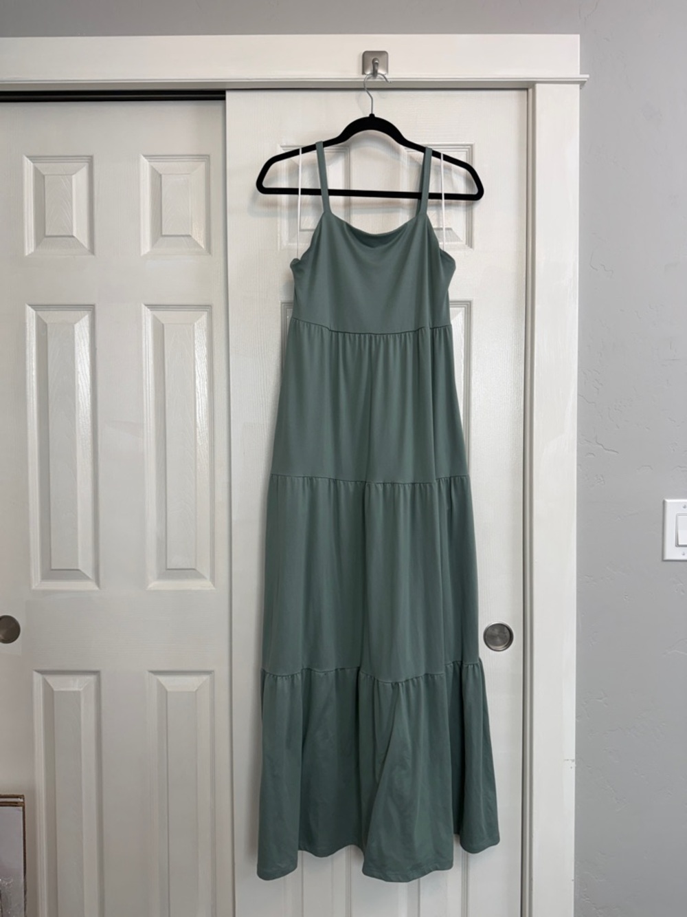 🏜️ 3 for $15 SO tiered maxi dress